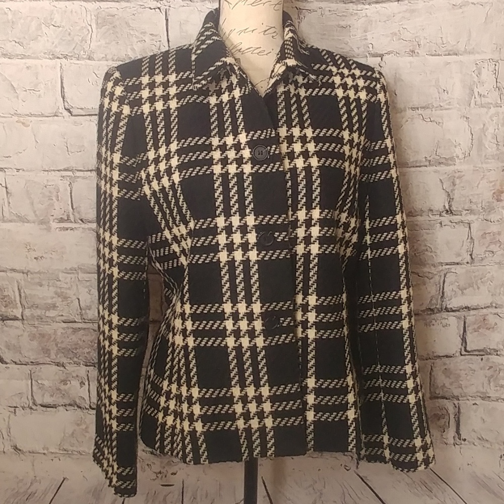 Villager black and cream blazer